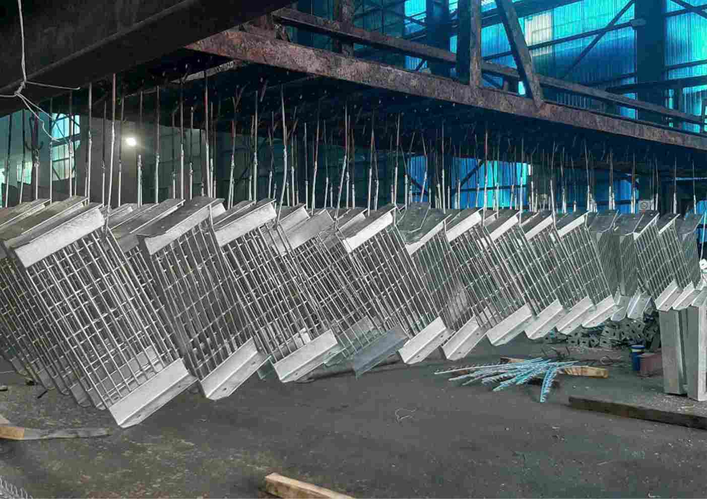 mạ kẽm nhúng nóng tấm sàn grating nắp hố ga
